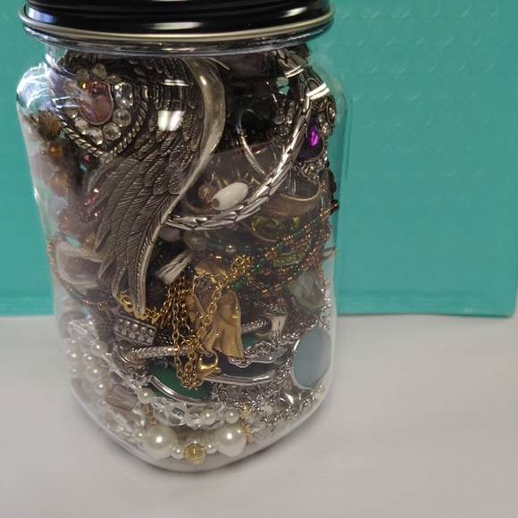 Mystery Jewelry Jar - Picture 6 of 6